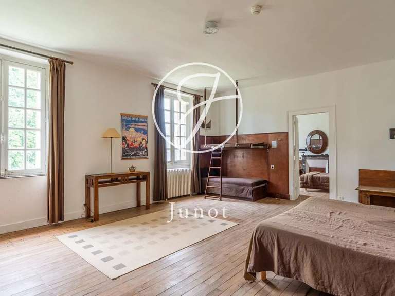 Château Vendôme - 8 chambres - 1000m²