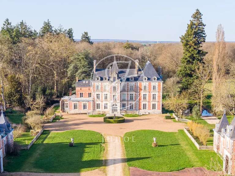 Château Vendôme - 17 chambres - 2800m²