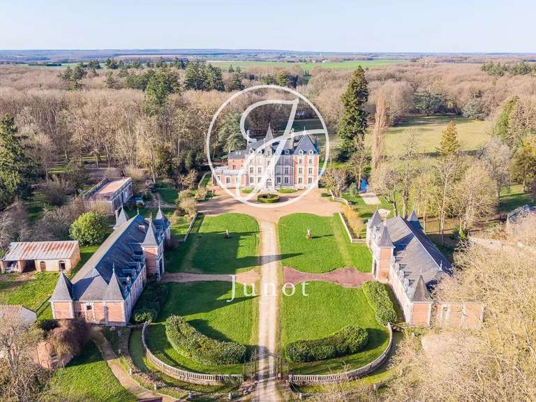 Château Vendôme - 17 chambres - 2800m²