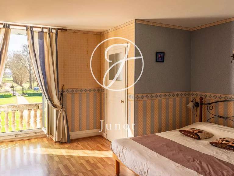 Château Vendôme - 17 chambres - 2800m²