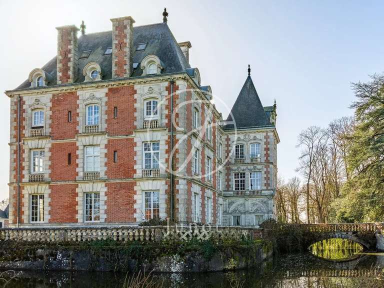 Château Vendôme - 17 chambres - 2800m²