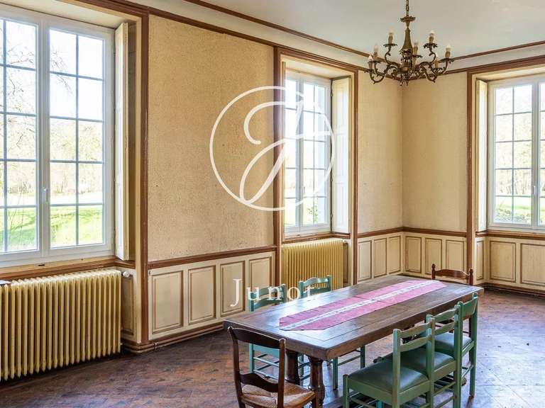 Château Vendôme - 17 chambres - 2800m²