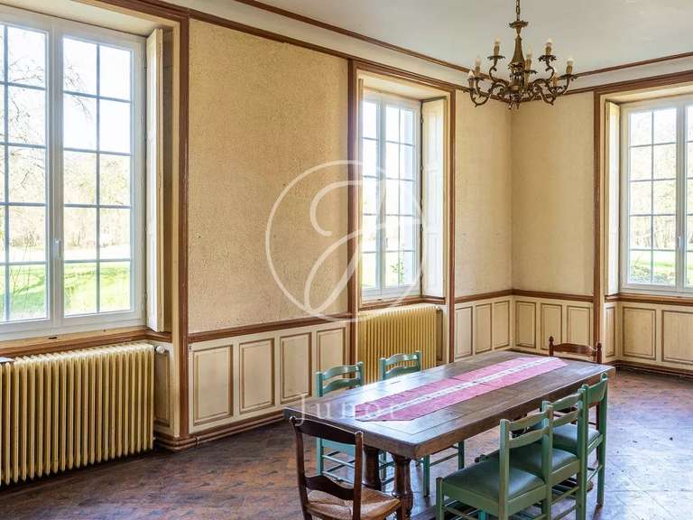 Château Vendôme - 17 chambres - 2800m²