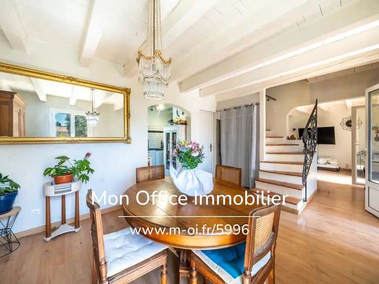 Maison Venelles - 4 chambres - 119m²