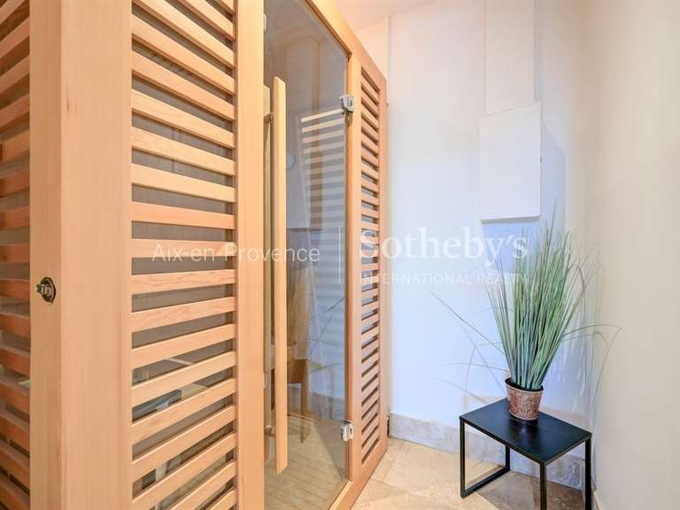 Maison Venelles - 8 chambres - 300m²