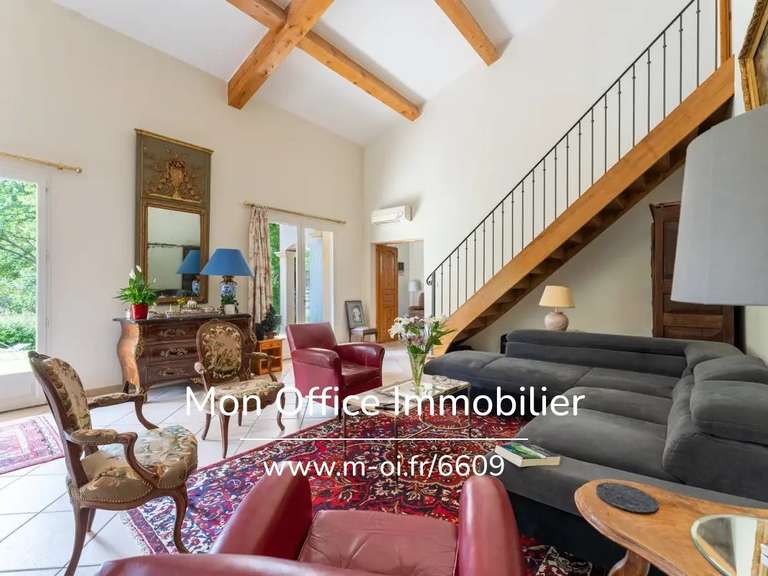 Maison Venelles - 5 chambres - 180m²