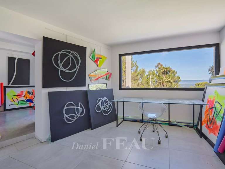 Maison Venelles - 4 chambres - 272m²