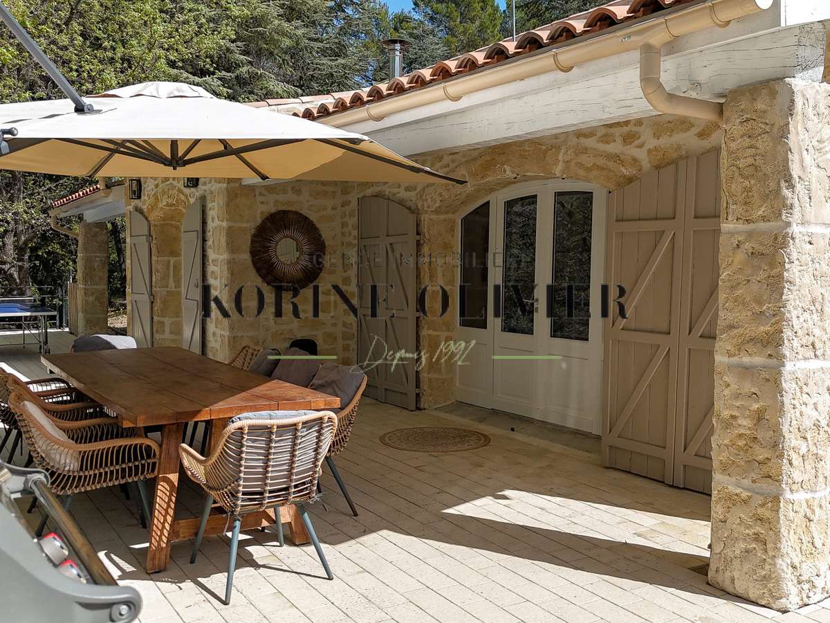 House Venelles