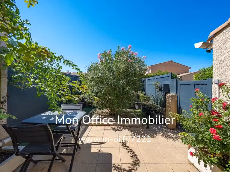 Maison Venelles - 3 chambres - 100m²
