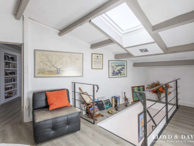 Maison Venelles - 5 chambres - 260m²