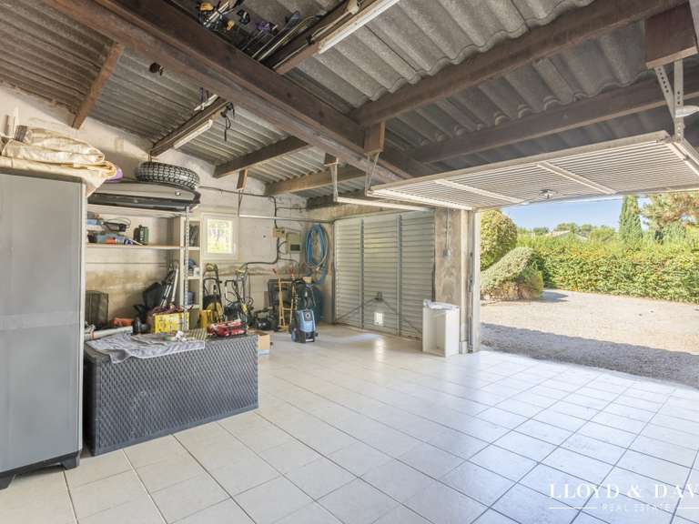 Maison Venelles - 5 chambres - 260m²