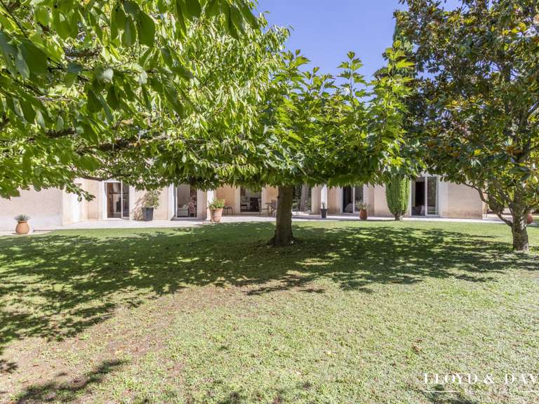 Maison Venelles - 5 chambres - 260m²