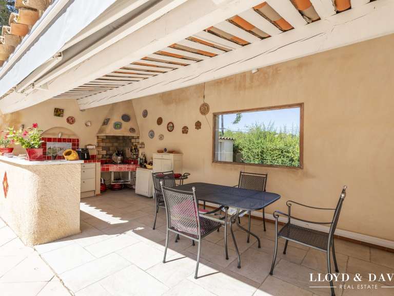 Maison Venelles - 5 chambres - 260m²