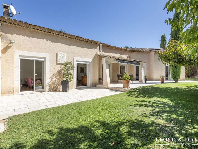 Maison Venelles - 5 chambres - 260m²