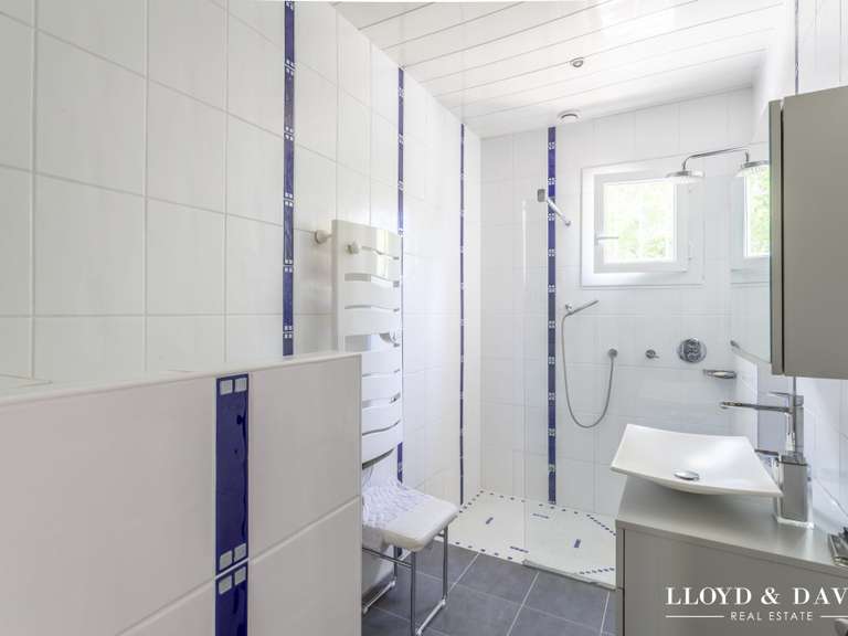 Maison Venelles - 5 chambres - 260m²