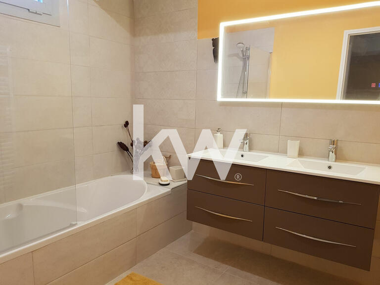 Villa Venelles - 6 chambres - 244m²