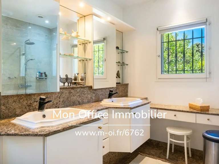 Villa Venelles - 5 chambres - 290m²