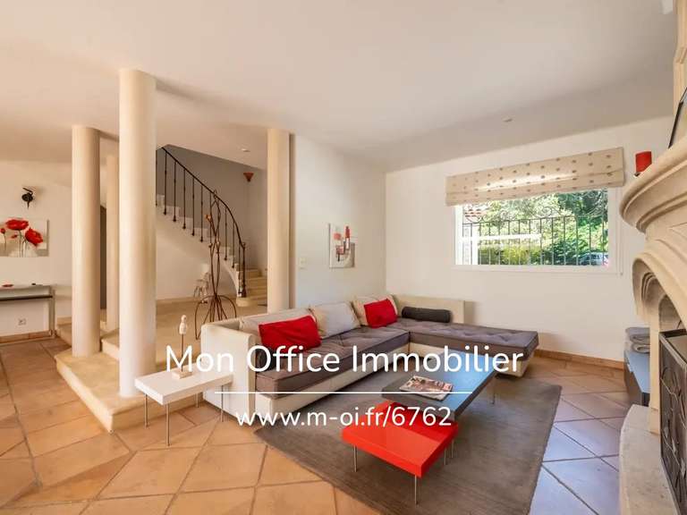 Villa Venelles - 5 chambres - 290m²