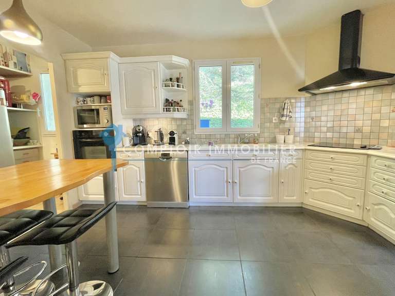 Maison Venon - 6 chambres - 254m²