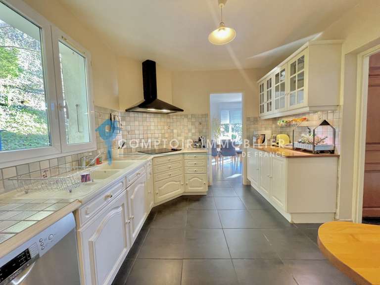 Maison Venon - 6 chambres - 254m²