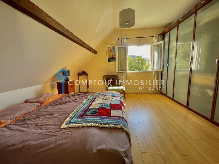 Maison Venon - 6 chambres - 254m²