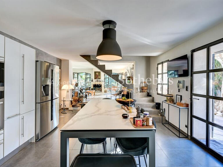 House Ventabren - 5 bedrooms - 200m²