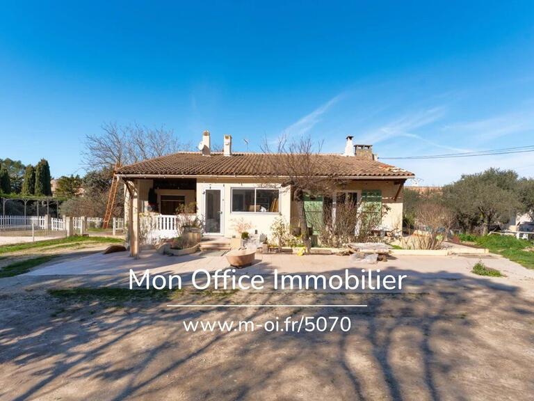 Maison Ventabren - 3 chambres - 160m²