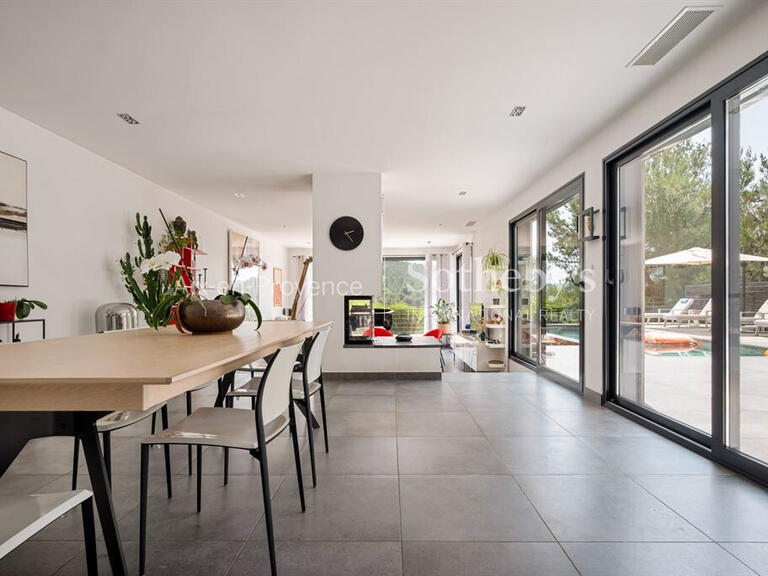 House Ventabren - 5 bedrooms - 200m²