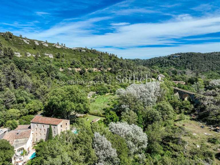 House Ventabren - 600m²