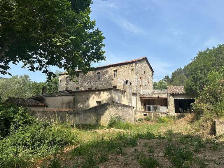 House Ventabren - 600m²