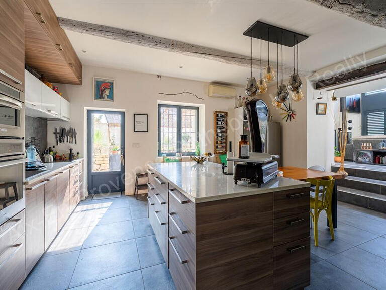 Maison Ventabren - 5 chambres - 247m²