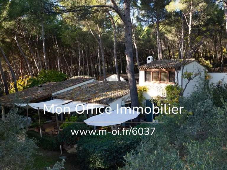 House Ventabren - 4 bedrooms - 236m²
