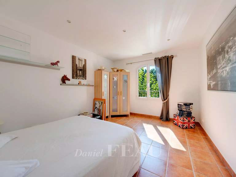 Maison Ventabren - 5 chambres - 289m²