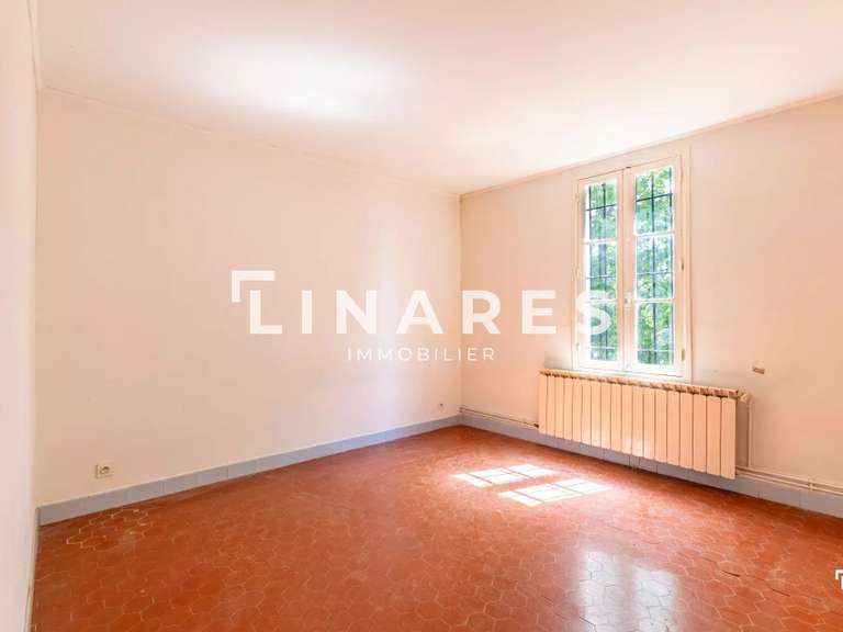 Maison Ventabren - 5 chambres - 263m²