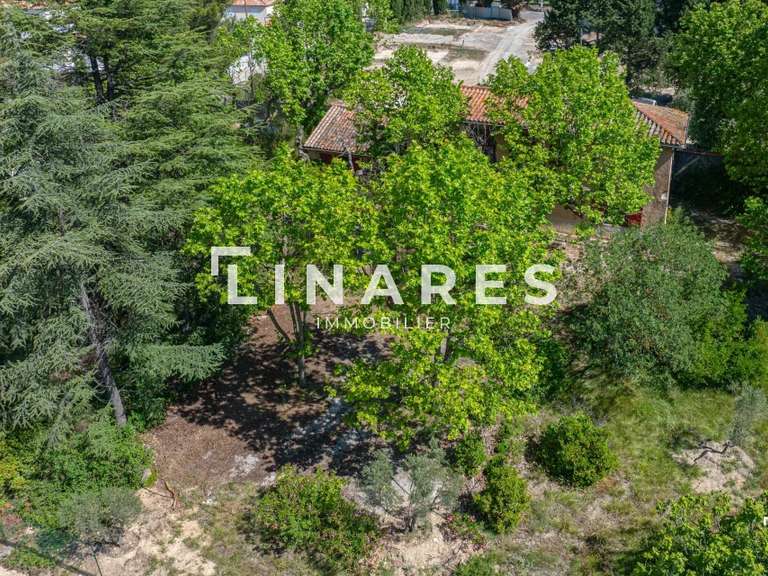 Maison Ventabren - 5 chambres - 263m²