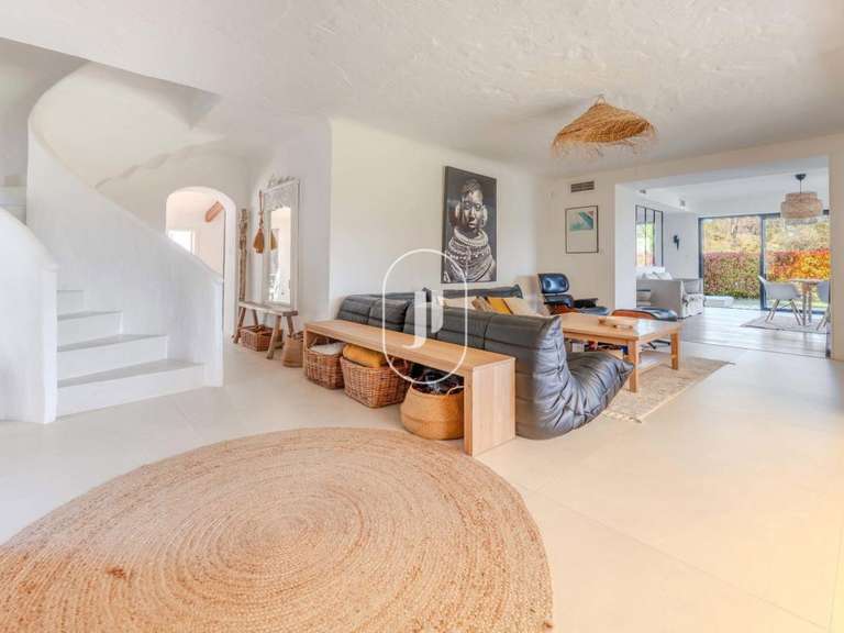 Maison Ventabren - 4 chambres - 162m²