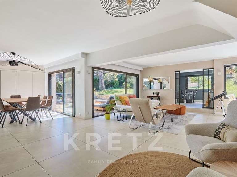 Maison Ventabren - 4 chambres - 200m²