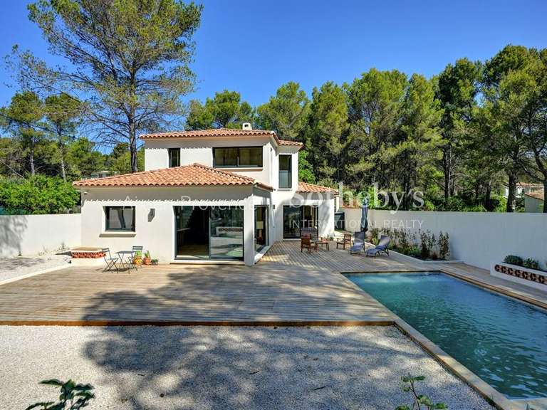 Maison Ventabren - 4 chambres - 166m²