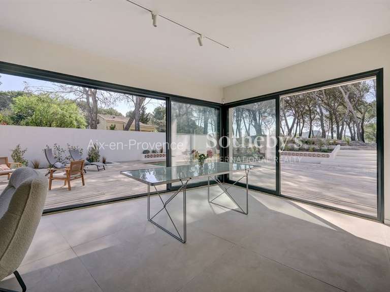 Maison Ventabren - 4 chambres - 166m²