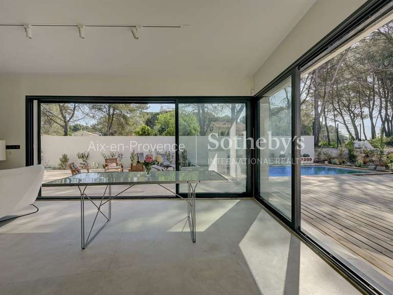 Maison Ventabren - 4 chambres - 166m²