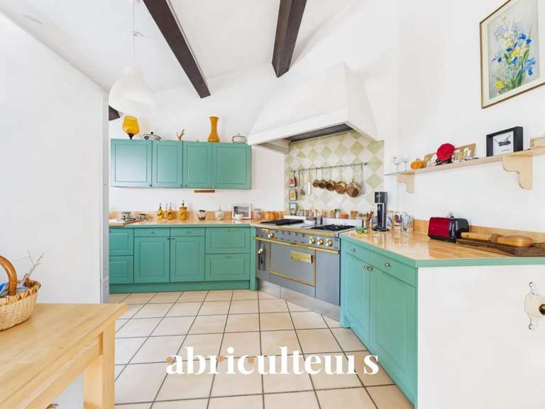 Maison Ventabren - 5 chambres - 257m²