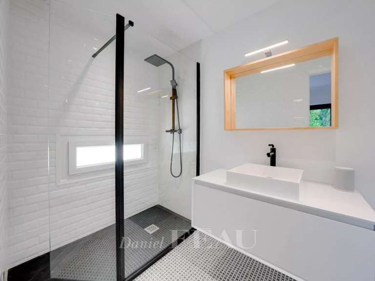Maison Ventabren - 5 chambres - 213m²