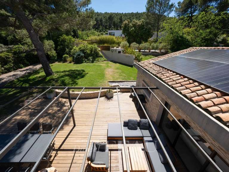Maison Ventabren - 5 chambres - 213m²