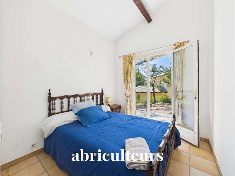 Maison Ventabren - 5 chambres - 256m²
