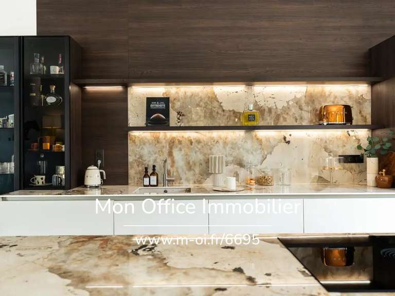 Maison Ventabren - 4 chambres - 250m²