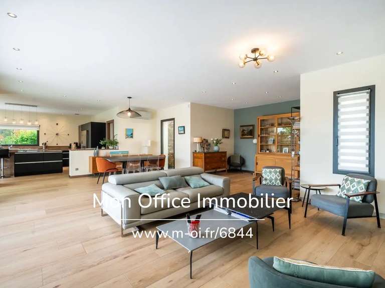 Maison Ventabren - 4 chambres - 234m²