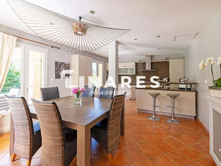 House Ventabren - 3 bedrooms - 310m²