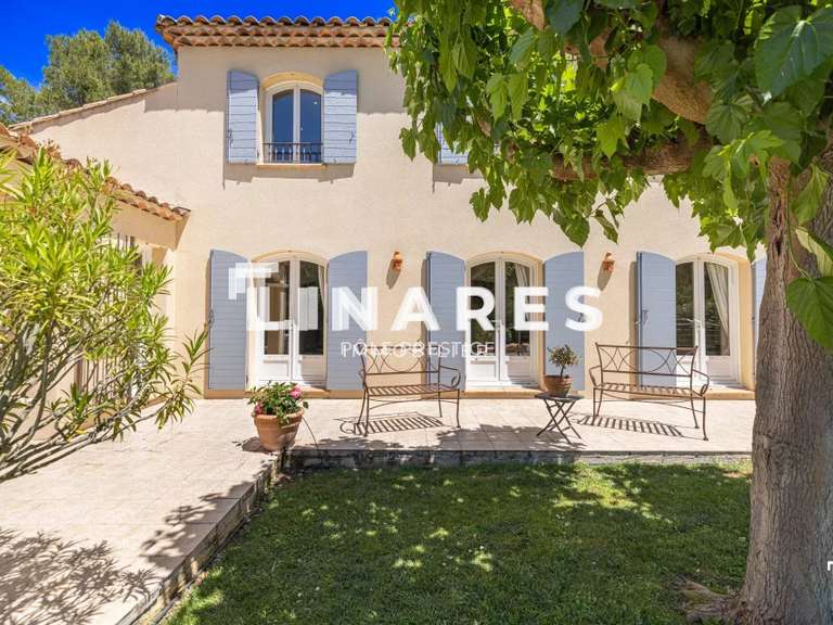 House Ventabren - 3 bedrooms - 310m²