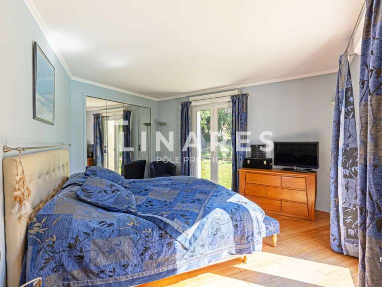 Maison Ventabren - 5 chambres - 300m²
