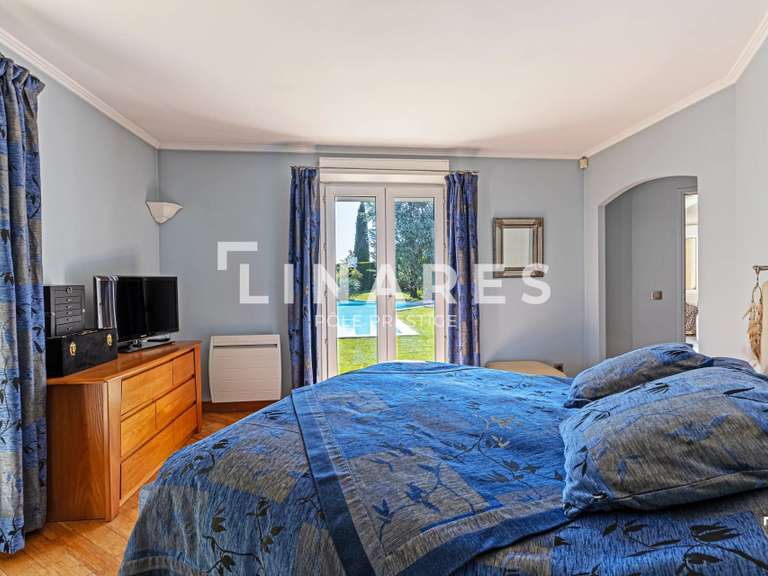 Maison Ventabren - 5 chambres - 300m²